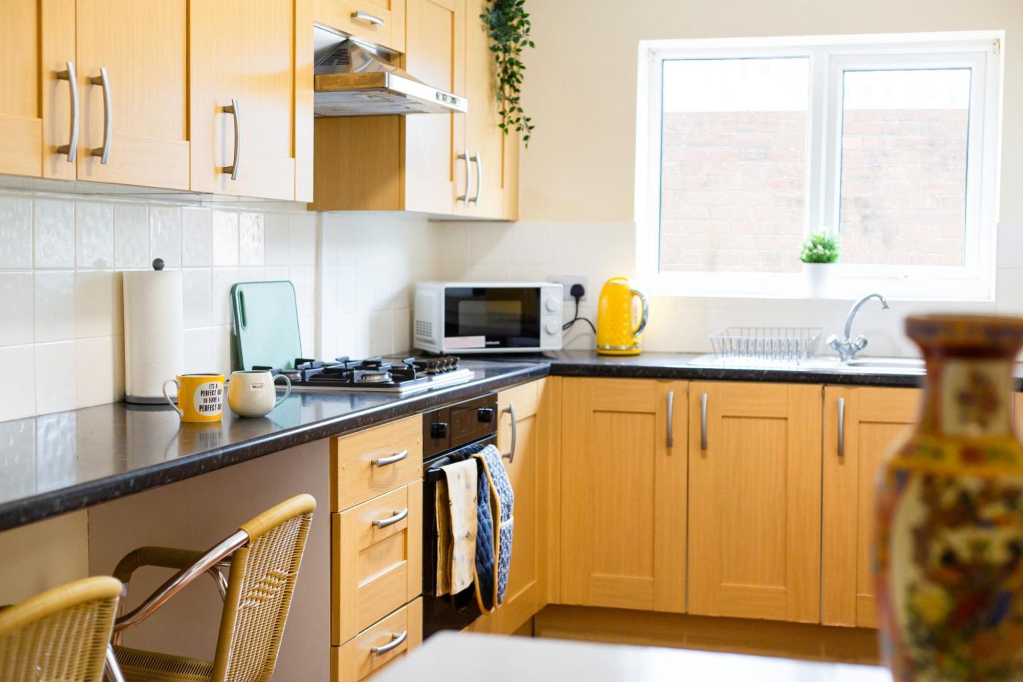 Newly Launched 3 Bedroom House With Free Parking Litherland Exterior foto
