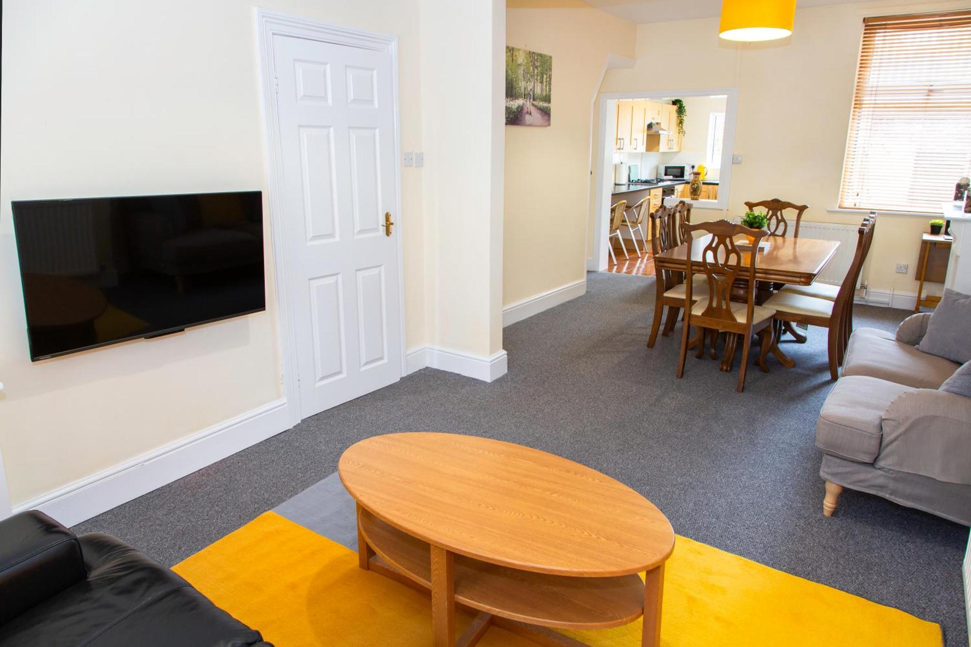 Newly Launched 3 Bedroom House With Free Parking Litherland Exterior foto