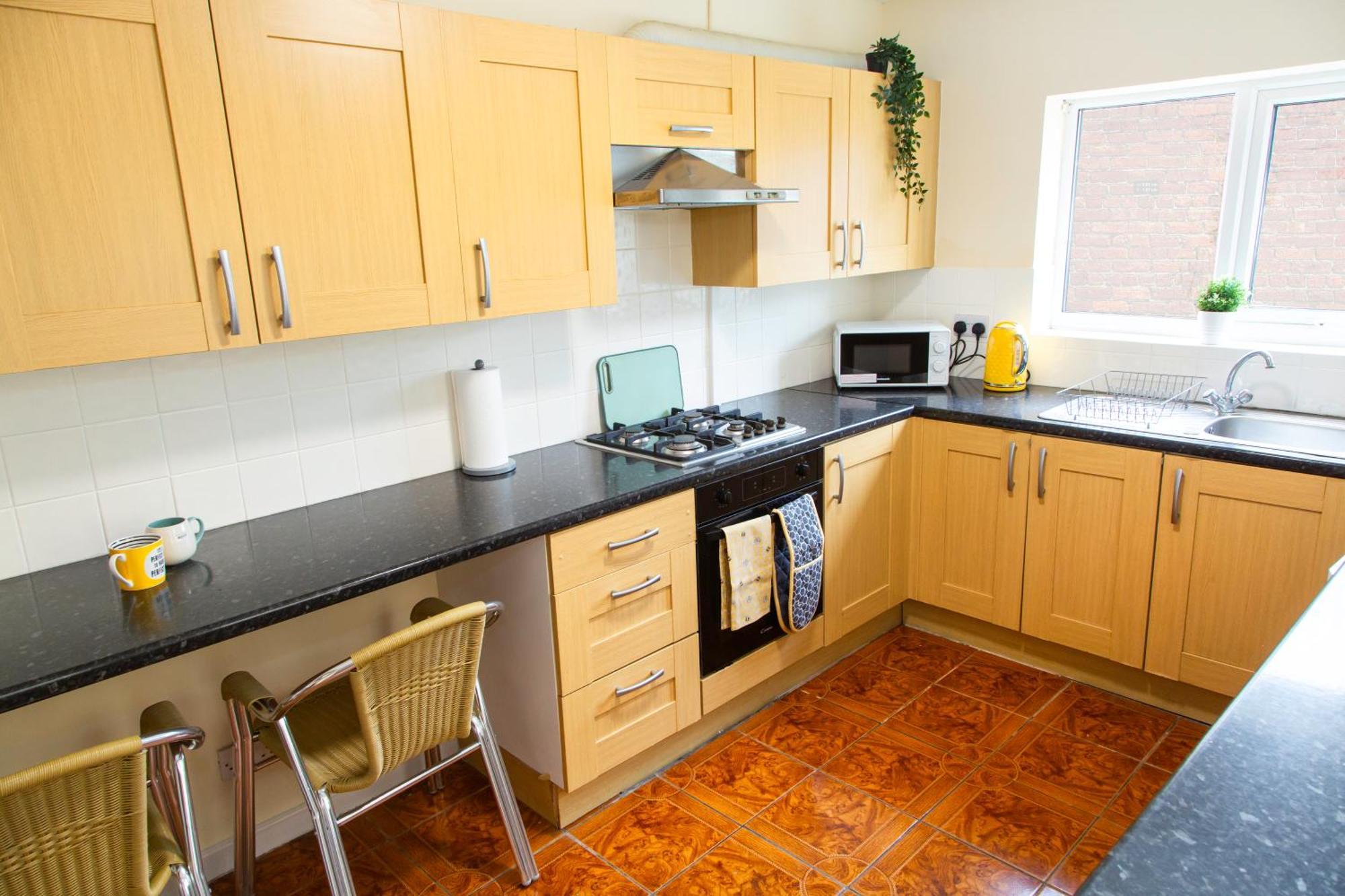 Newly Launched 3 Bedroom House With Free Parking Litherland Exterior foto